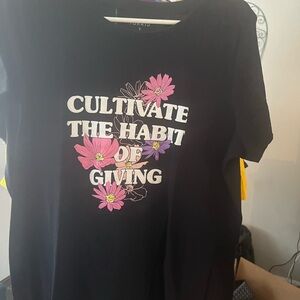 TORRID GRAPHIC TEE SZ 1